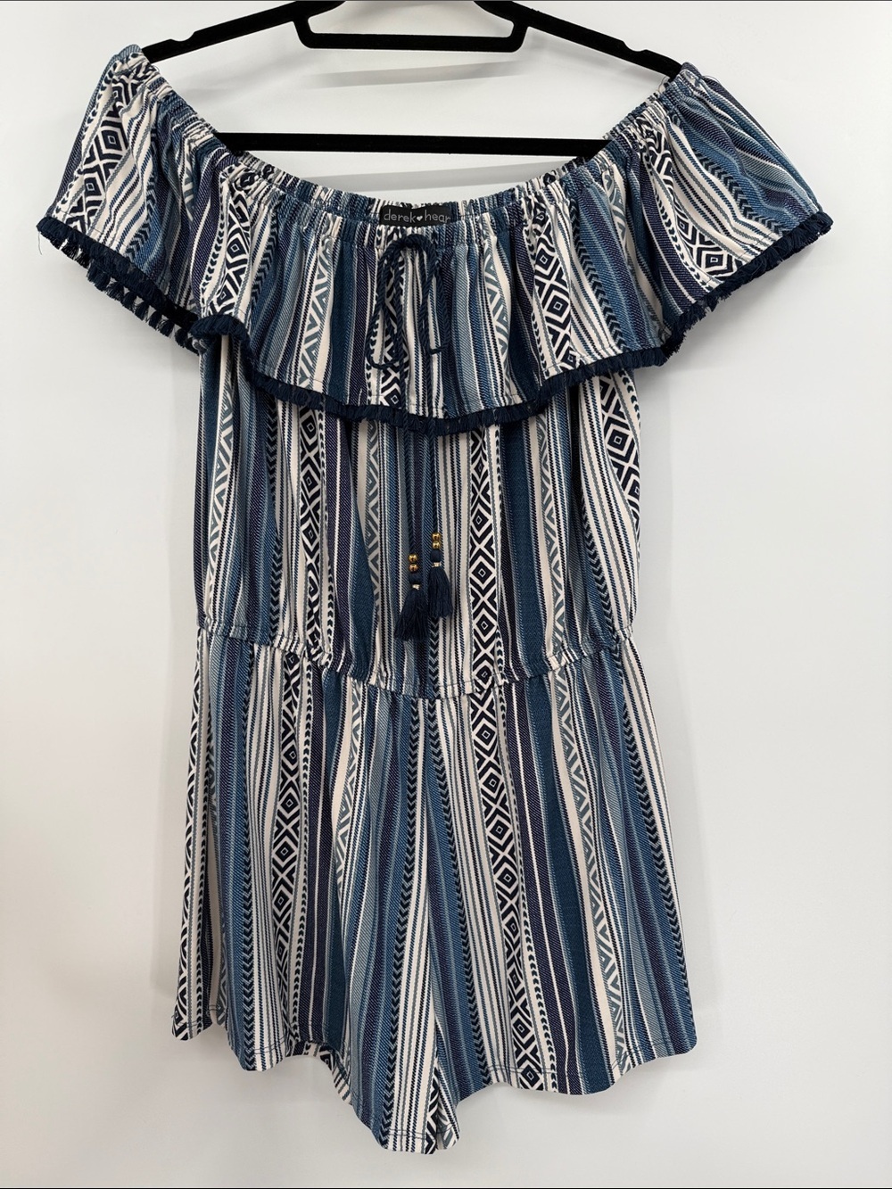 Derek Heart Geometric Striped Shorts Romper Size XL Soft Wear on/off Shiulder